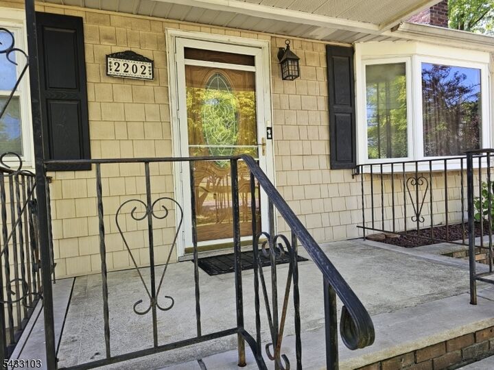Property Photo: 2202 Murray Ave NJ 07080