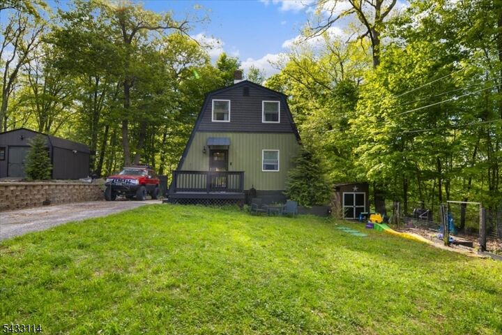 Property Photo: 7 Glen Dr NJ 07461