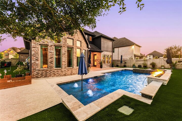 Property Photo:  2307 Piney Creek Drive  TX 77578 
