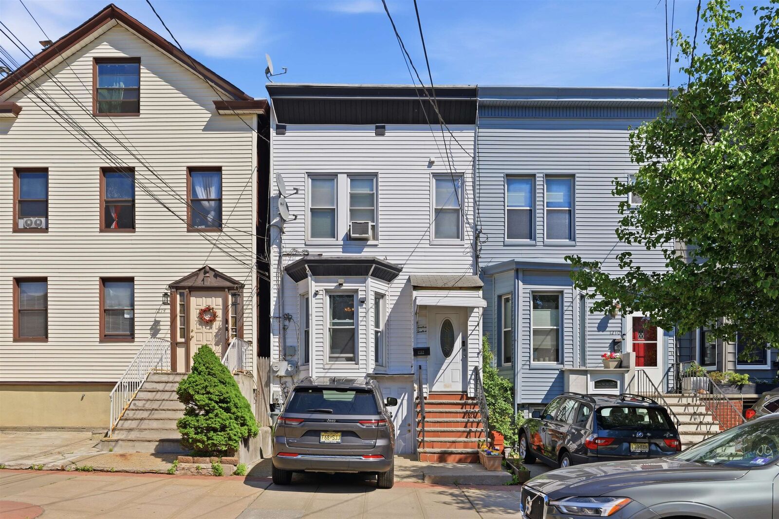 Property Photo:  1212 Central Ave  NJ 07087 