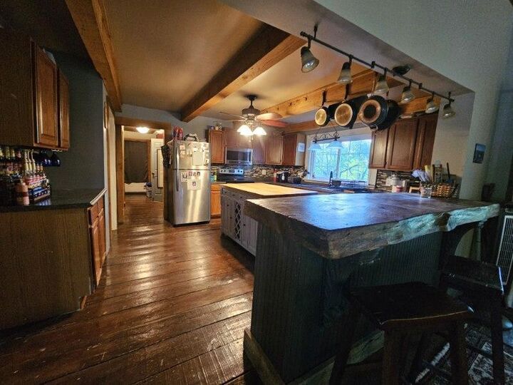 Property Photo:  510 St Johns Road  KY 40601 