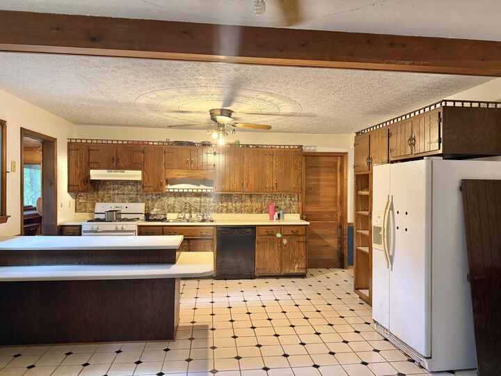 Property Photo:  1037 Geiger Lane  KY 41101 