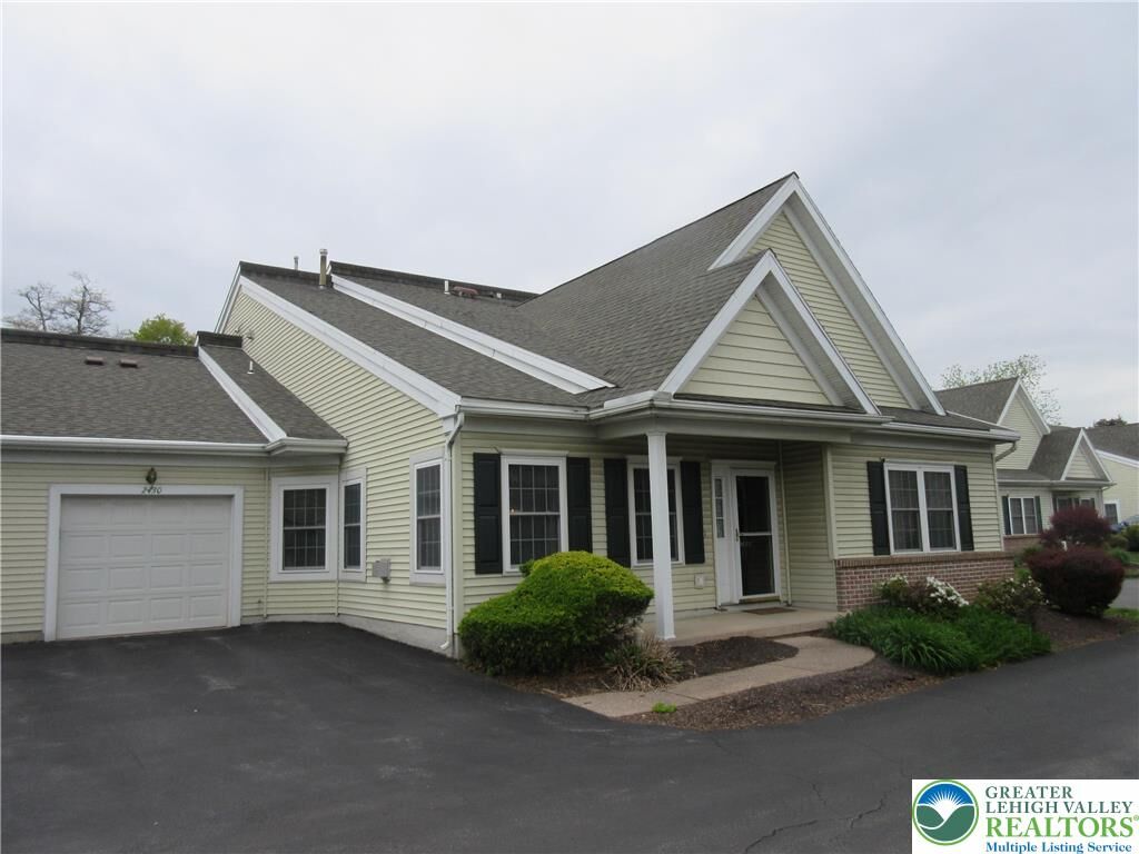 Property Photo:  2430 Steeplechase Drive  PA 18062 