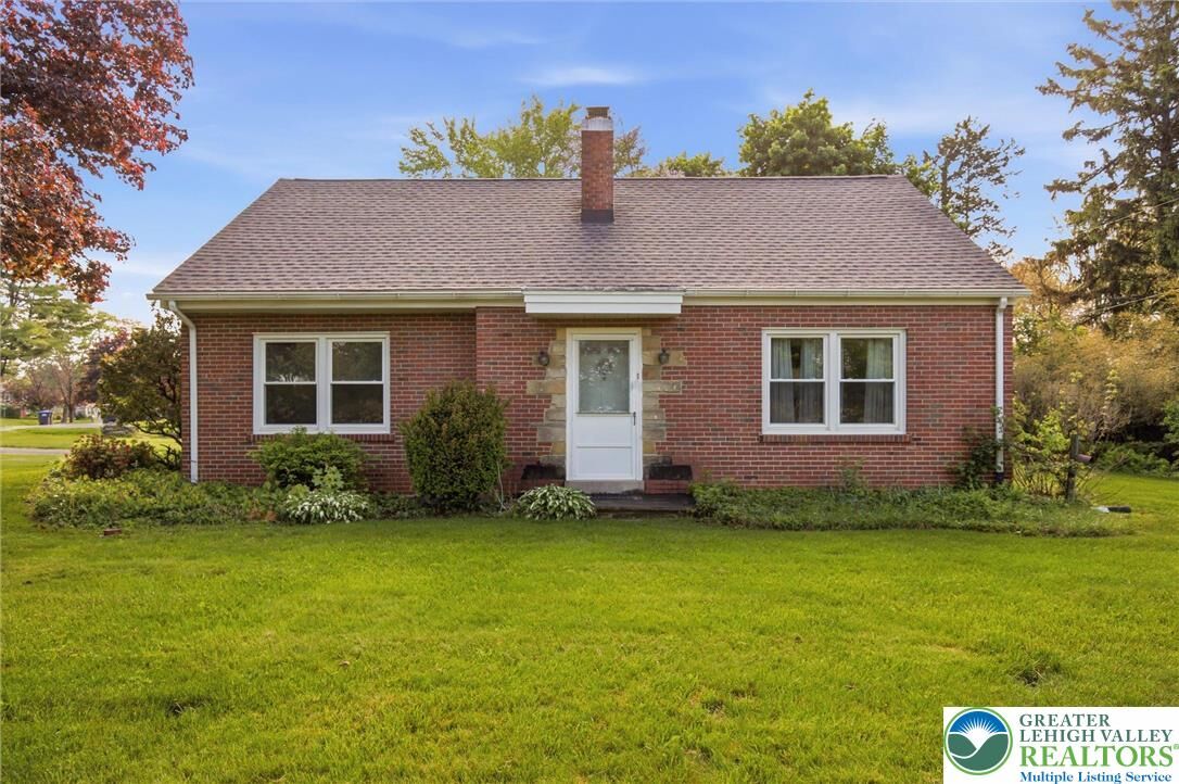 Property Photo:  3232 Edinburgh Road  PA 18104 