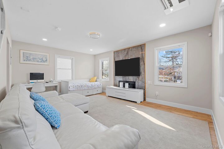 Property Photo:  15404 14th Avenue  NY 11357 