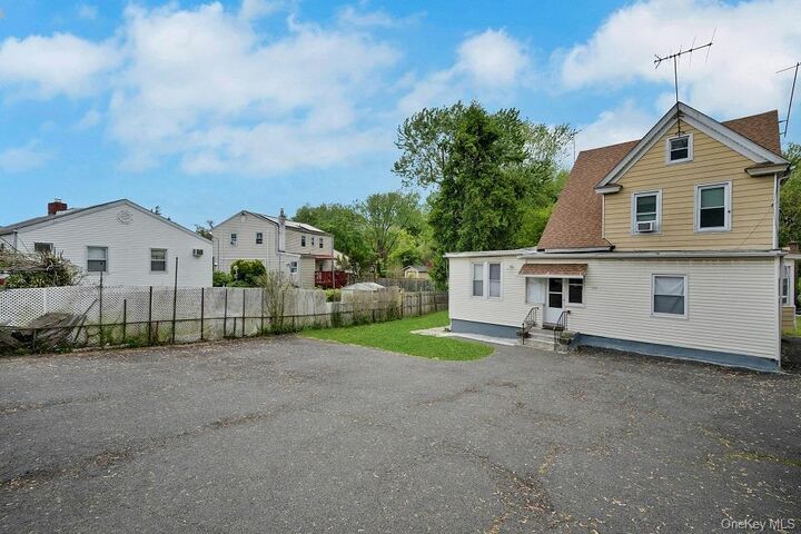 Property Photo:  153 Saw Mill River Road (Aka) 153 S. Central Avenue Road  NY 10523 