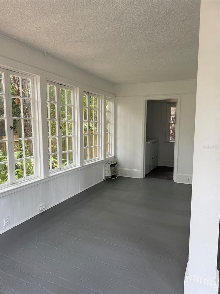Property Photo:  522 S Osceola Ave 1  FL 32801 