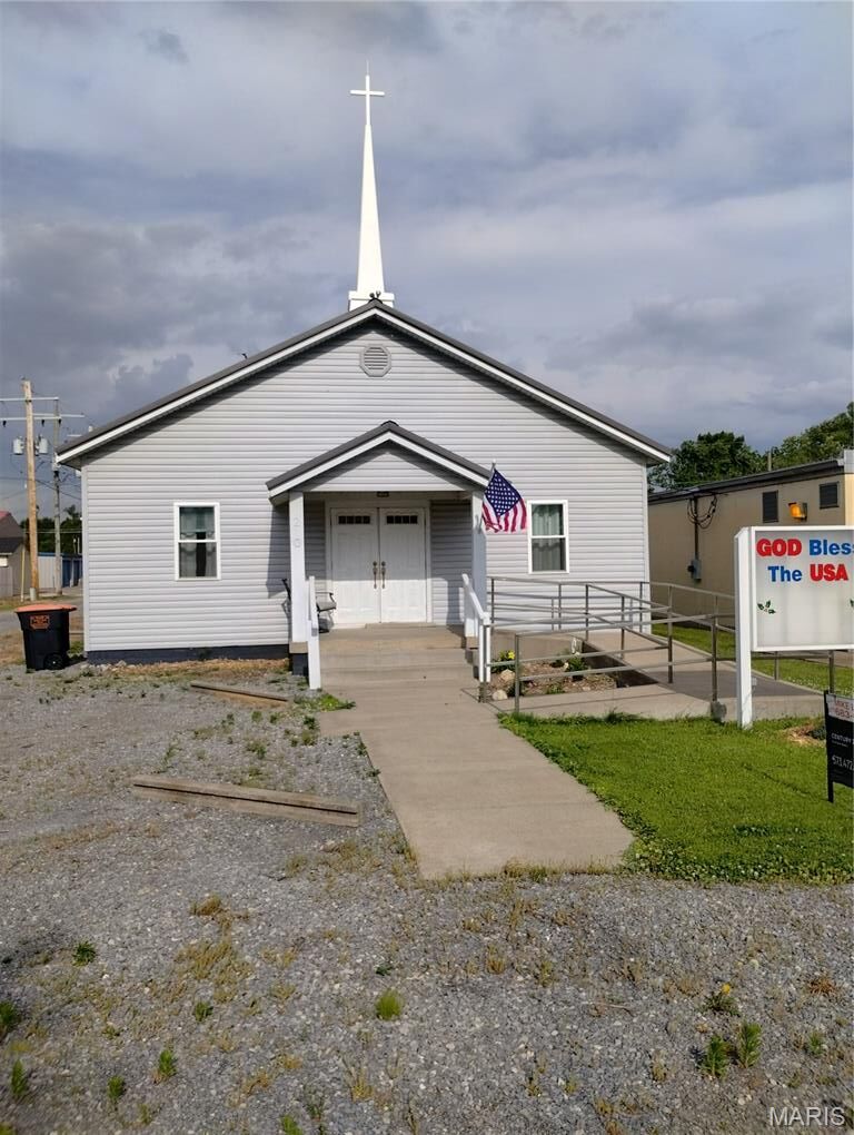 Property Photo:  210 Wilson Street  MO 63744 