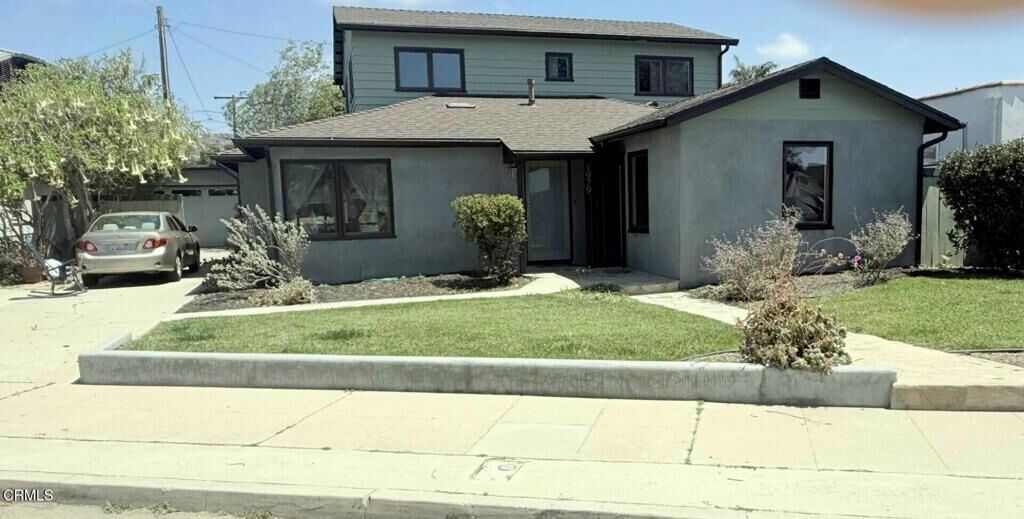 Property Photo:  1979 Channel Drive  CA 93001 