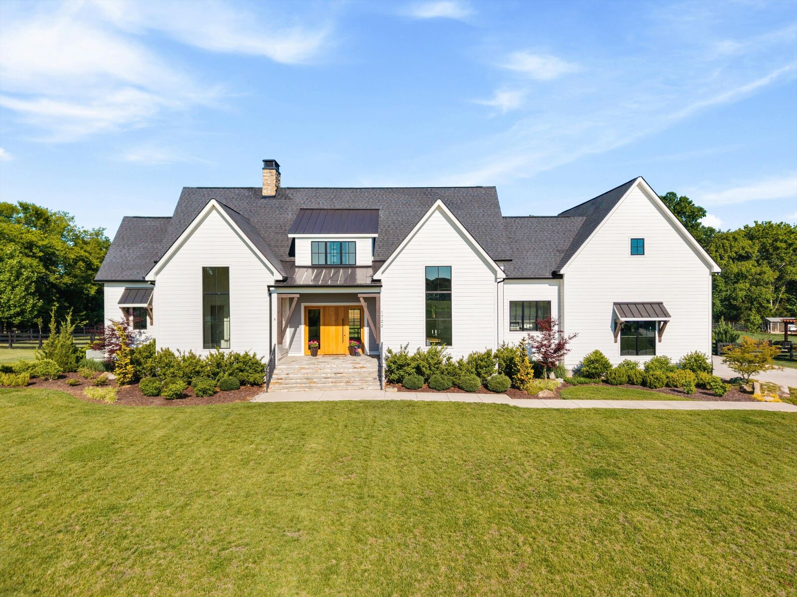 Property Photo:  1700 Swansons Ridge Dr  TN 37064 