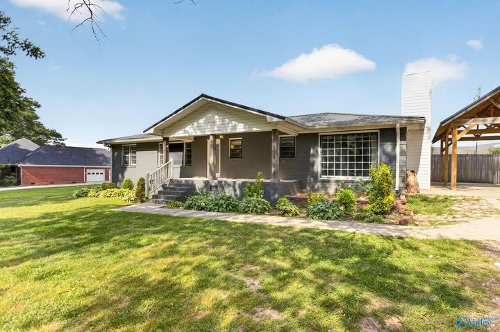 Property Photo:  192 Lisa Lane  AL 35016 