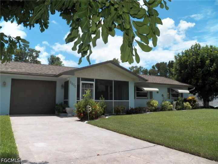 Property Photo:  1768 Coral Point Drive  FL 33990 
