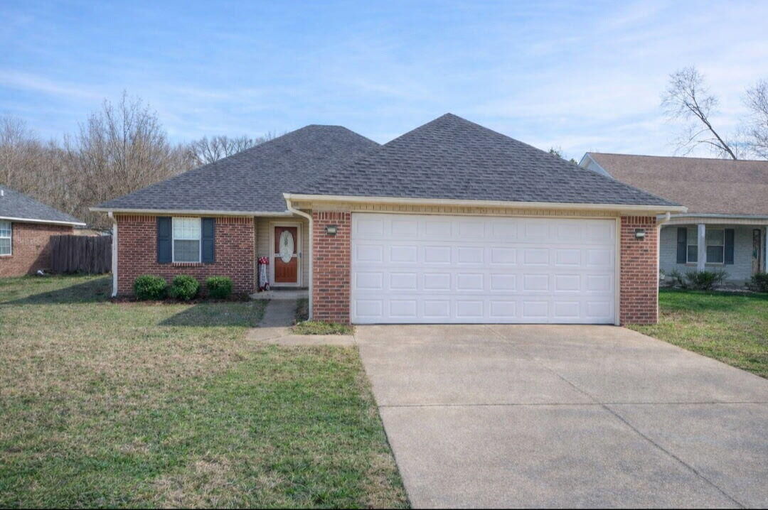 Property Photo: 117 Laurelbrook Dr. MS 38866