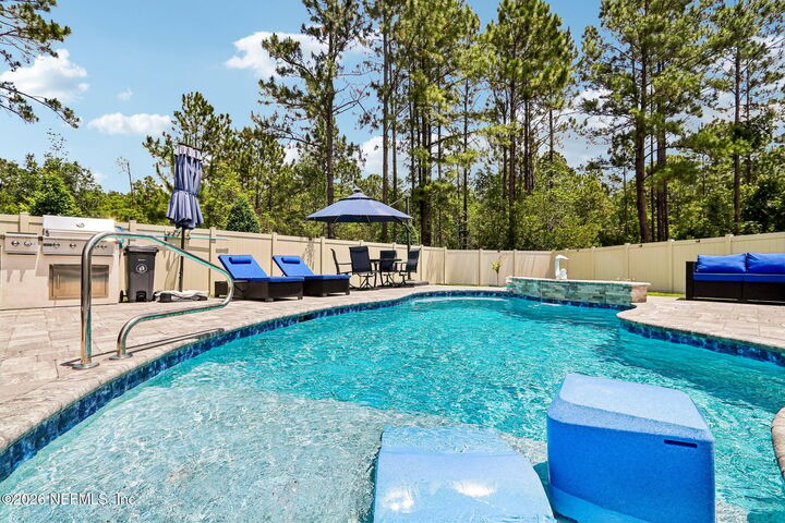 Property Photo:  8053 Guild Way  FL 32222 