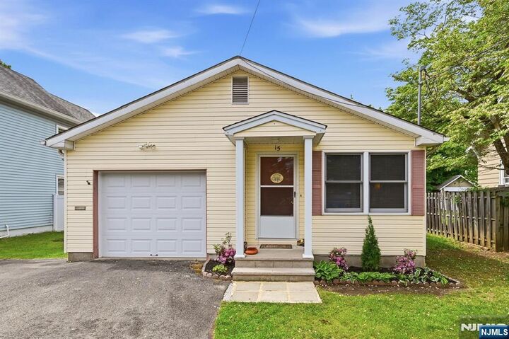Property Photo:  15 Orchard Street  NJ 07403 