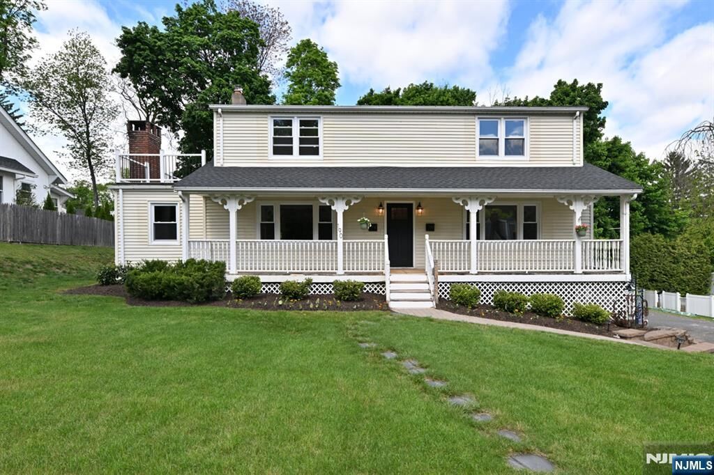 Property Photo:  190 Madison Avenue 1  NJ 07432 