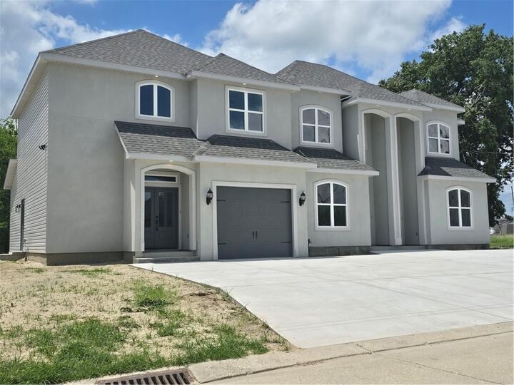 Property Photo:  81 Dunleith Court  LA 70047 