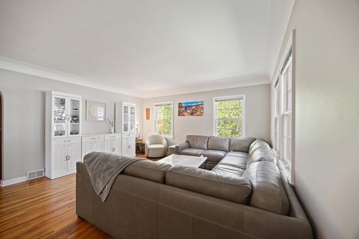 Property Photo:  4760 Dominick Drive  MN 55343 