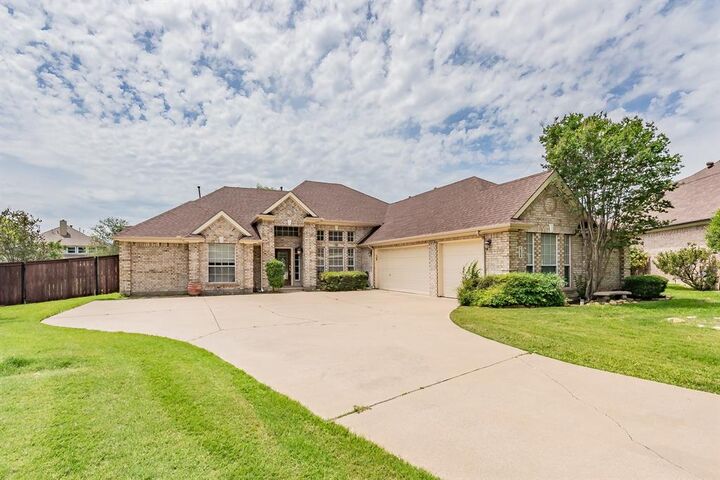 Property Photo:  1534 Spring Lake Drive  TX 76248 