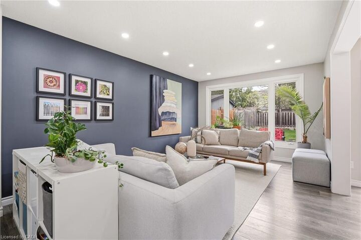 Property Photo:  1191 Limeridge Road E  ON L8W 1E9 