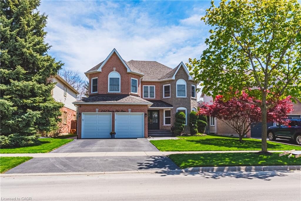 Property Photo:  2162 Country Club Drive  ON L7M 4B1 