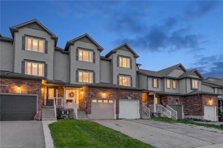 Property Photo:  27 Madeleine Street  ON N2R 1V5 