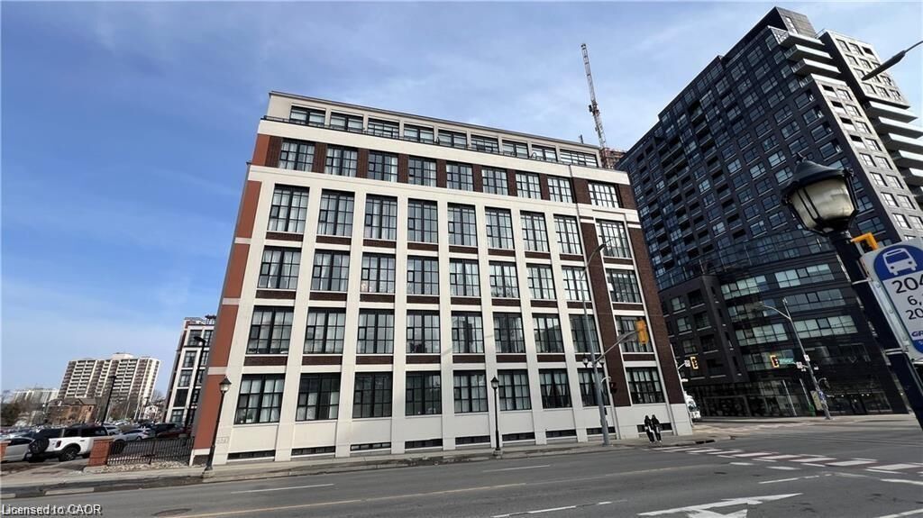 Property Photo:  410 King Street W 226  ON N2G 1C3 