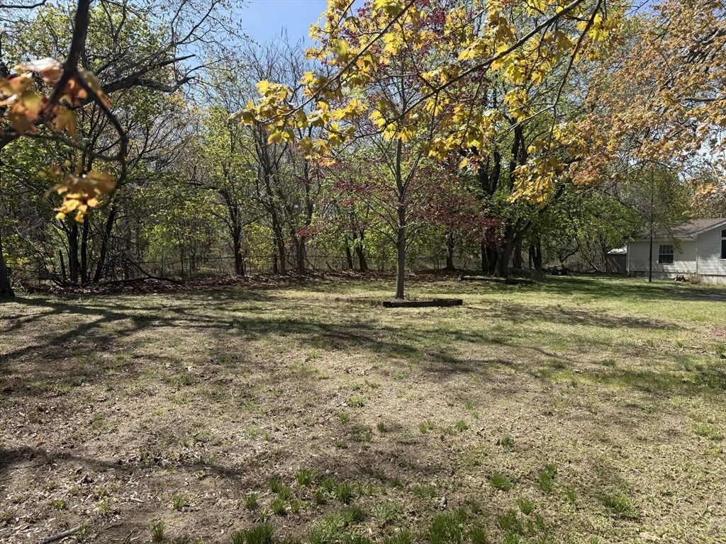 Property Photo:  0 Barnard Ct (Es)  MA 01101 
