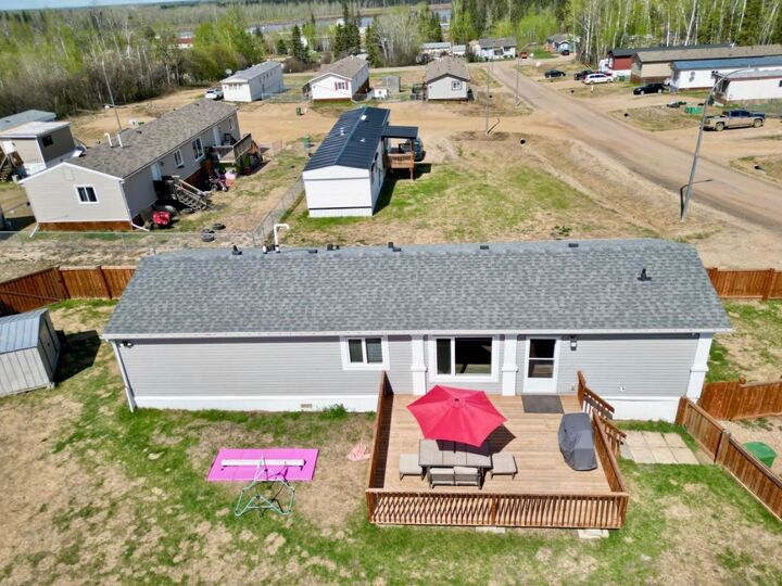 Property Photo: 4410 48 Street AB T0H 1N0