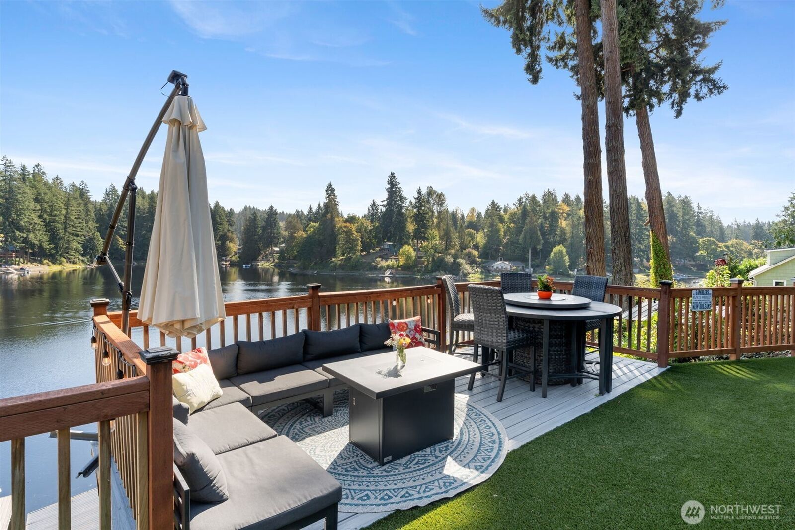 Property Photo:  4624  Thompson Lane SE  WA 98513 