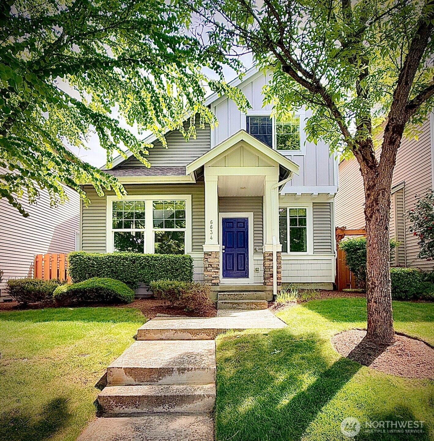 Property Photo:  6634  Francis Avenue SE 97  WA 98092 