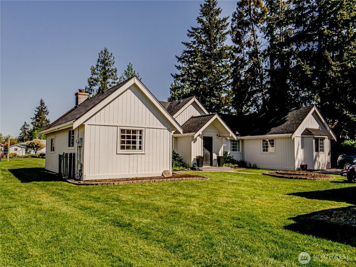 Property Photo:  2953  Sunset  WA 98225 