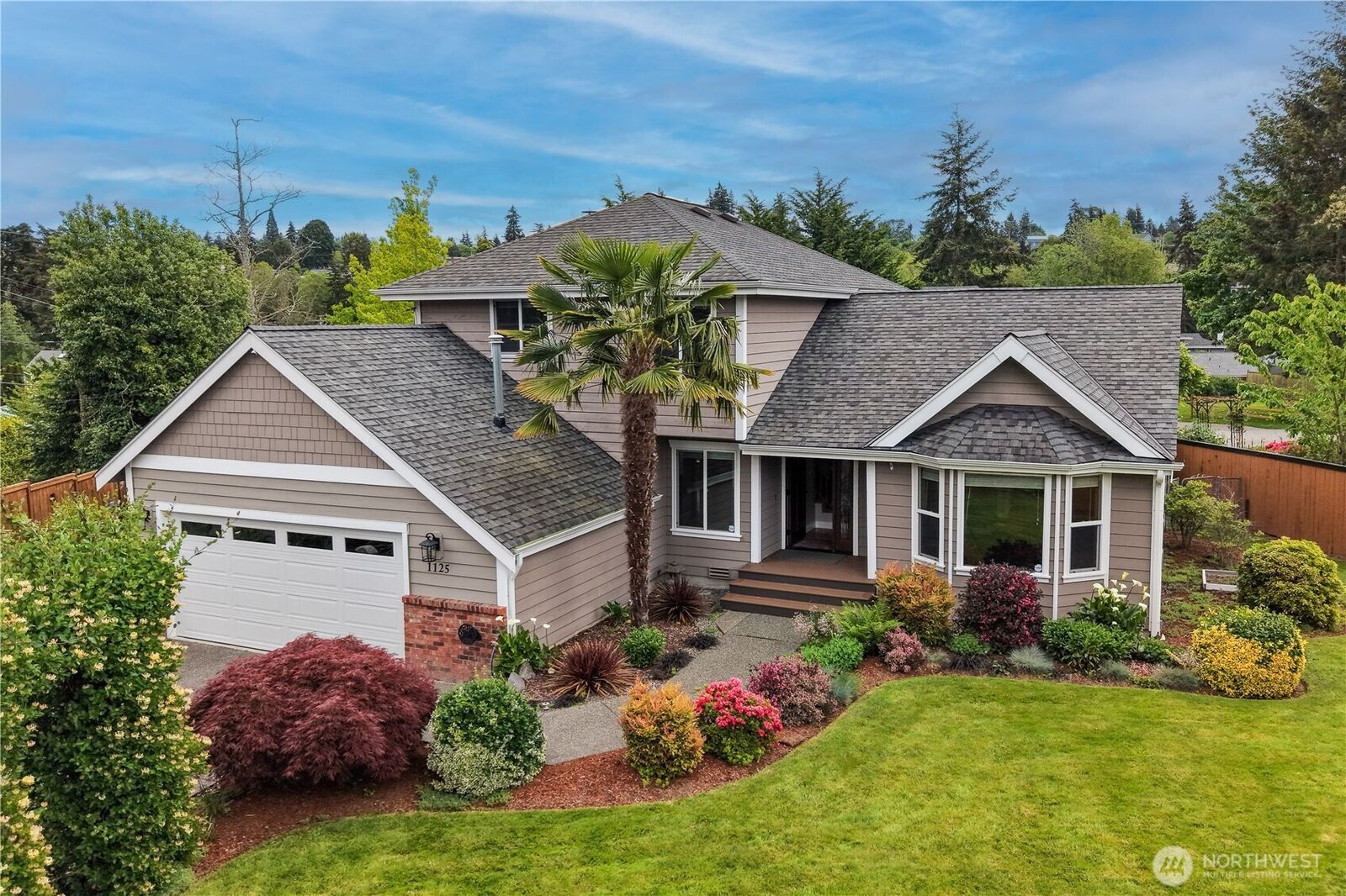 Property Photo:  1125 S 258th Street  WA 98198 