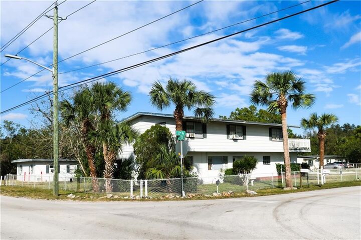 Property Photo:  4105 32nd Avenue 3220,3210  FL 32967 