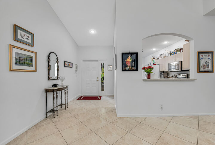 Property Photo: 9543 Crescent View Drive N FL 33437