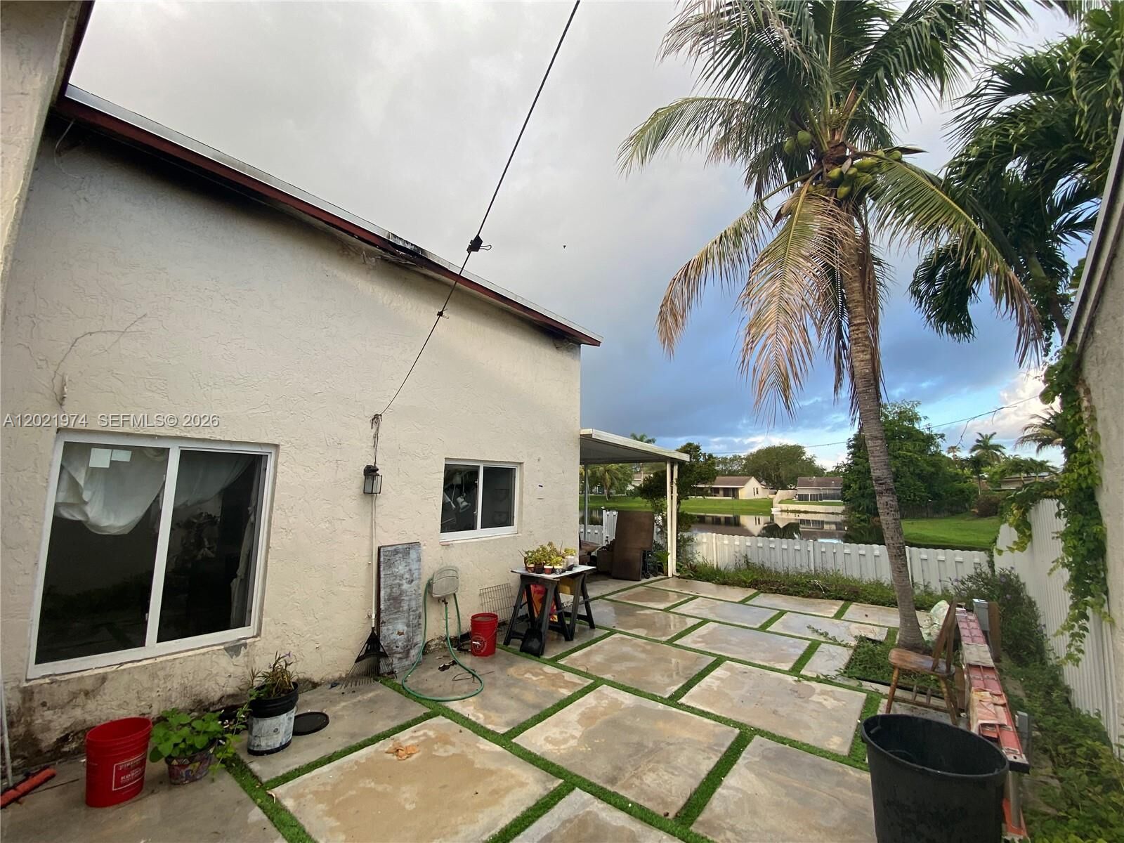 Property Photo:  901 Cumberland Ter  FL 33325 