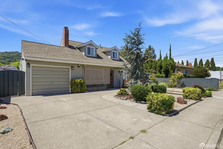 Property Photo: 5880 Olinda Road CA 94803