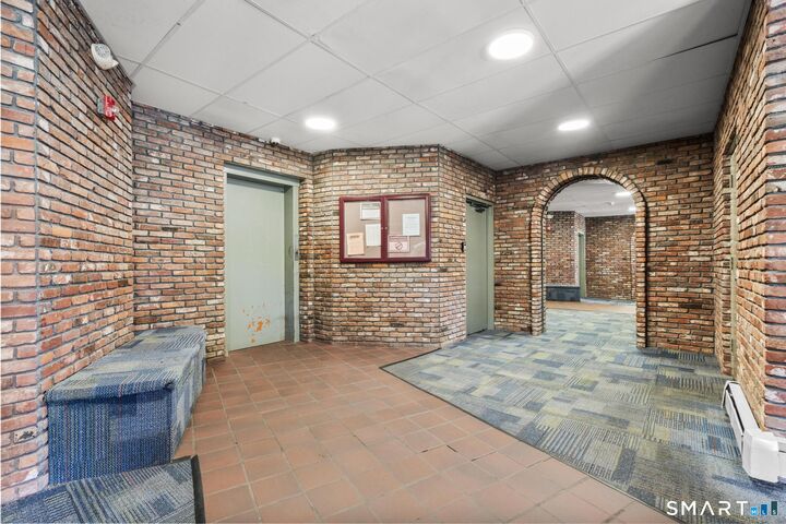 Property Photo: 755 Wethersfield Avenue C13 CT 06114
