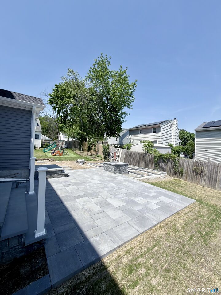 Property Photo: 420 Greenwood Street CT 06606