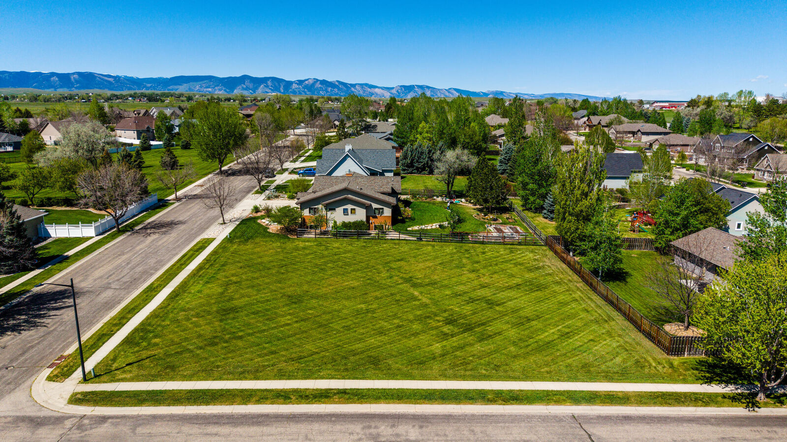 Property Photo:  416 Shadow Ridge Boulevard  WY 82801 