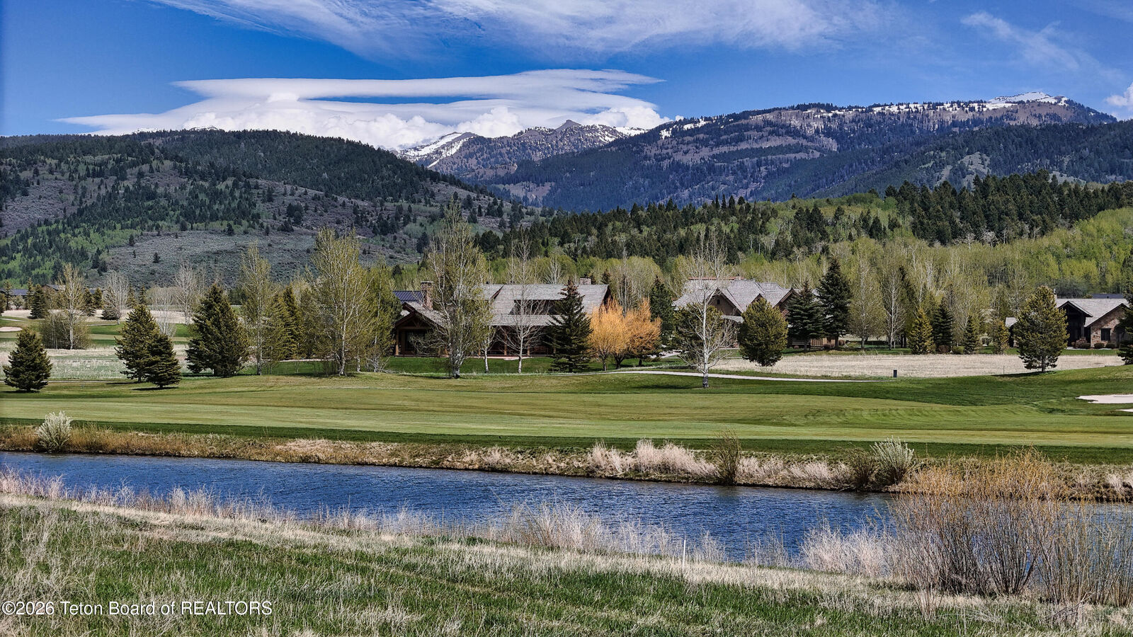 Property Photo: 39 Springs Parkway ID 83455