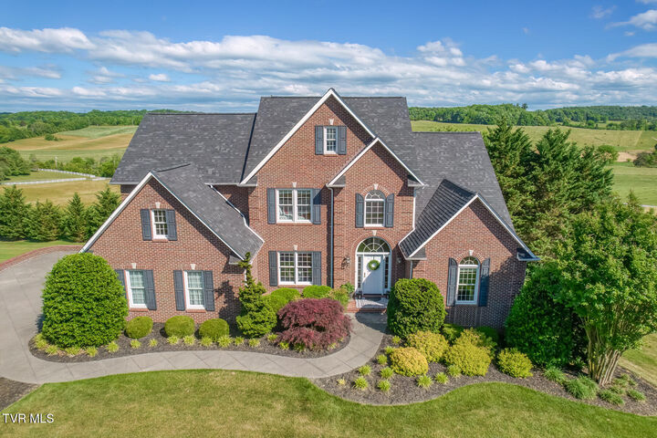 Property Photo: 151 Laurel Ridge Drive TN 37659