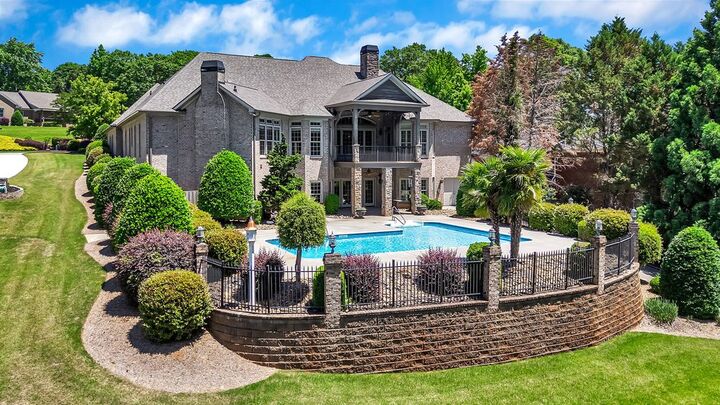 Property Photo:  114 Willowbend Drive  SC 29621 