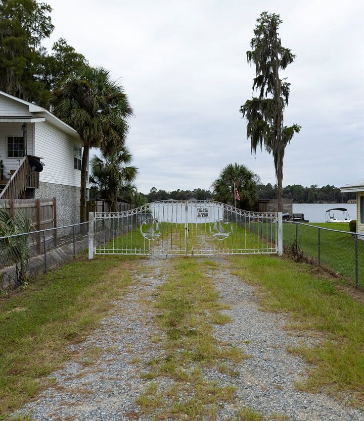 Property Photo: 6140 Old Lake Park Rd GA 31636