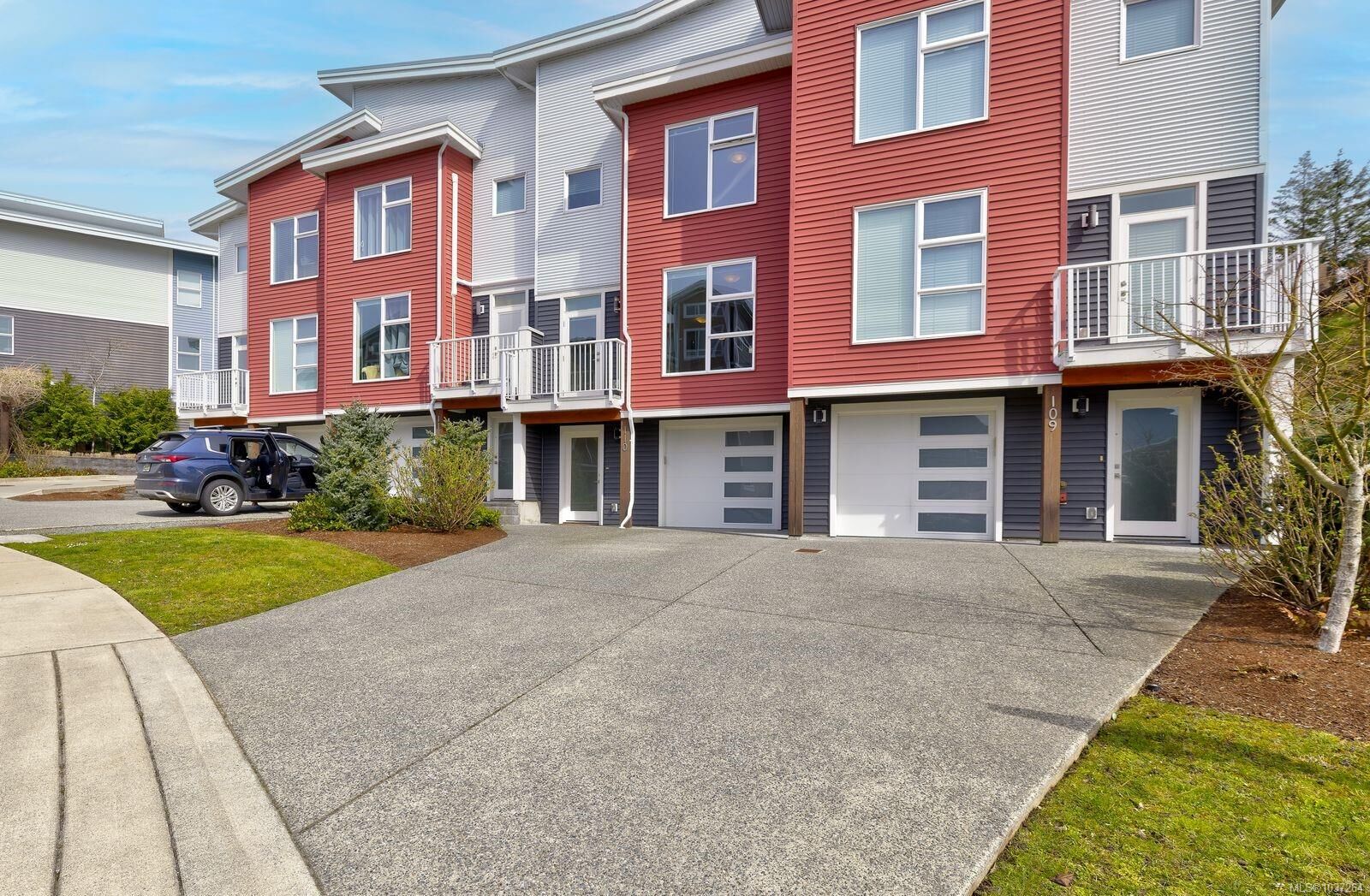 Property Photo: 1800 Summerhill Pl 110 BC V9S 0C7