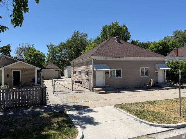 Property Photo:  849 W 300 N  UT 84116 