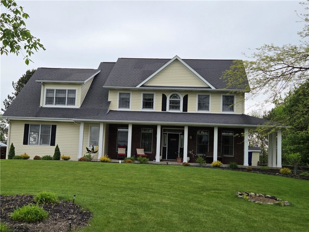 Property Photo:  105 Cedar Drive  PA 16057 