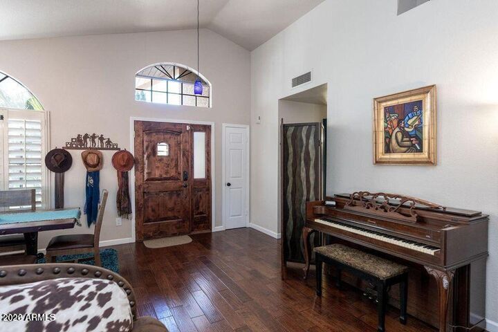 Property Photo: 11826 N 109th Street AZ 85259