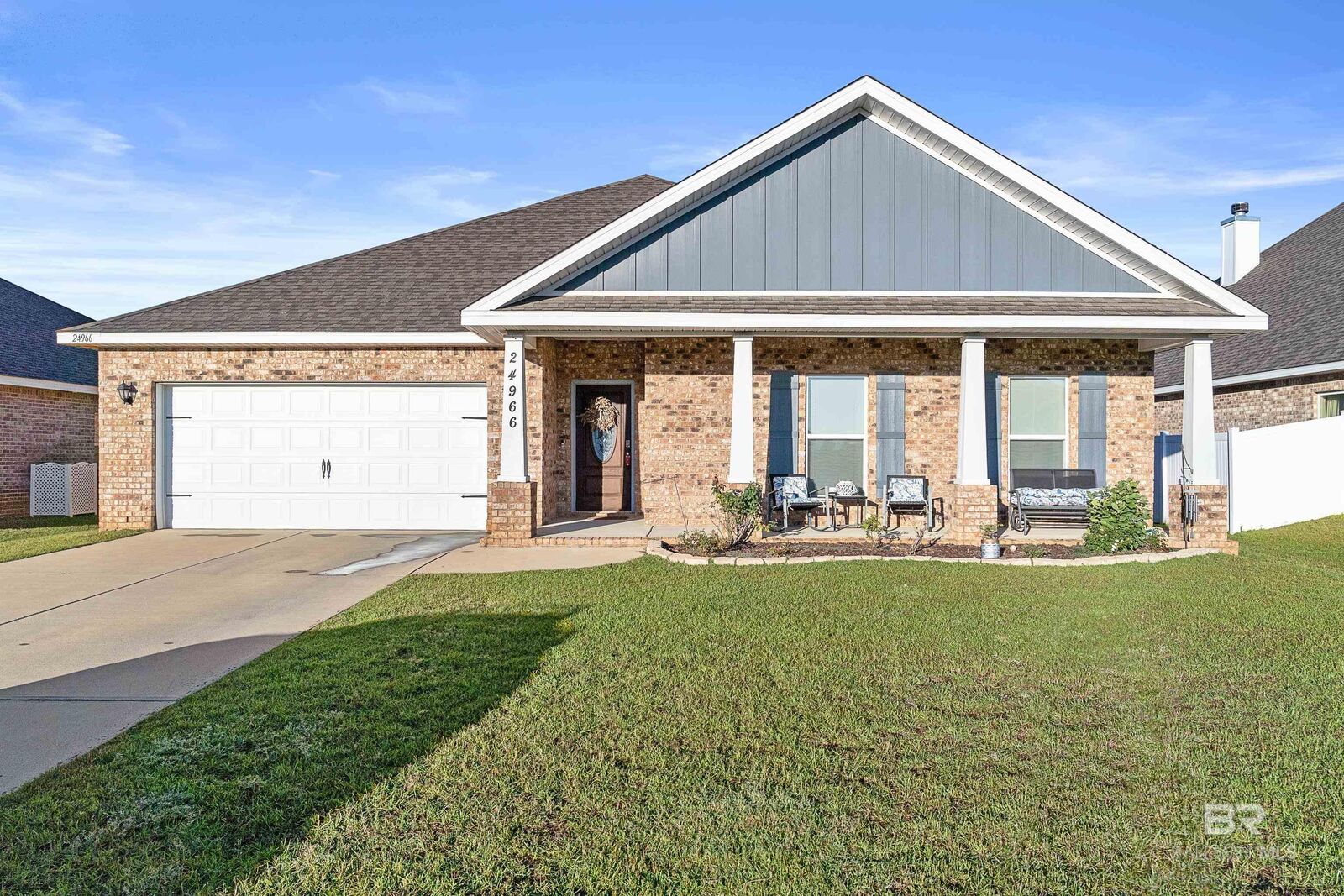 Property Photo:  24966 Spectacular Bid Loop  AL 36526 