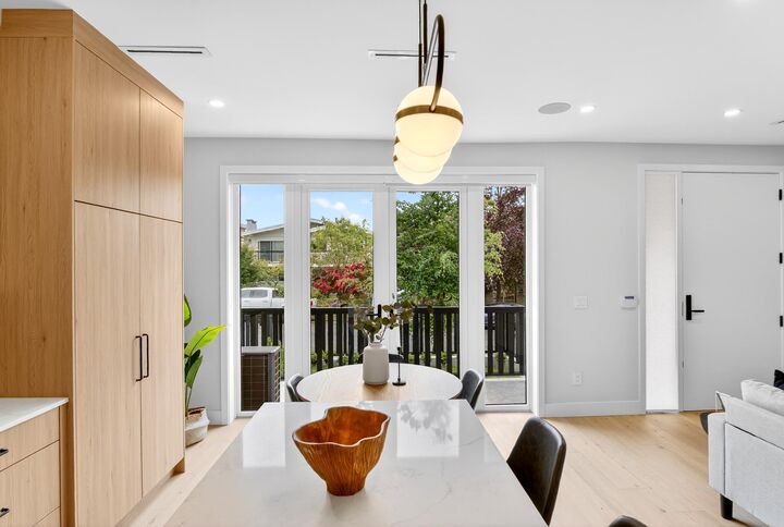 Property Photo:  2741 E 7th Avenue 1  BC V5M 1T8 